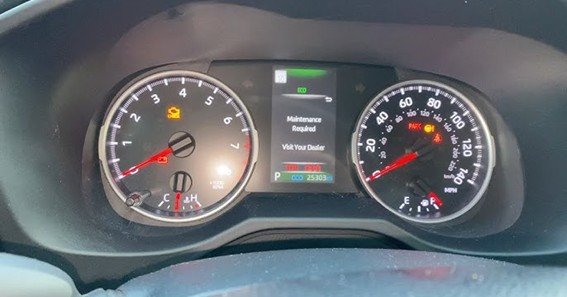 why does the rav5 gas light come on so soon